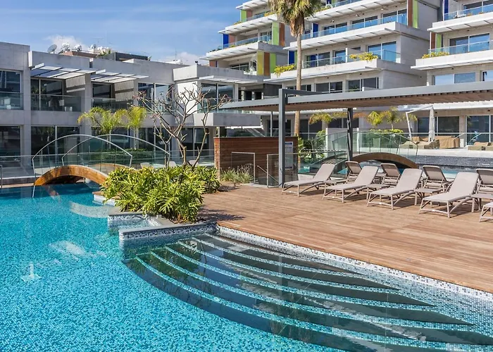 Carmencita Studio B14 With Pool & Gym